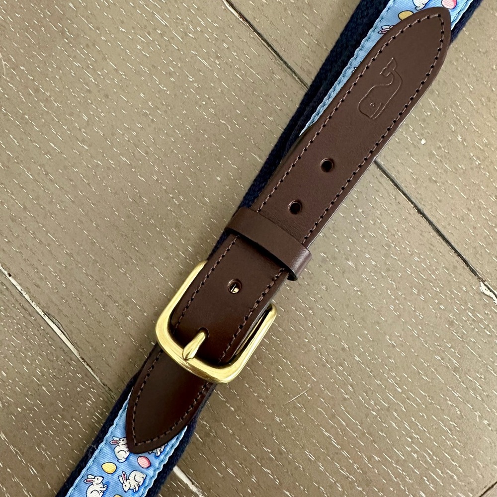 Vineyard Vines Boys Playful Easter Bunny Print Leather & Navy Belt • Size 28 - Picture 5 of 10